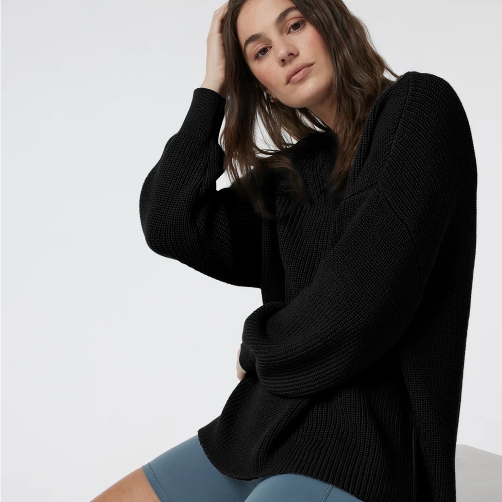 Vuori Black Crew Neck Sweater